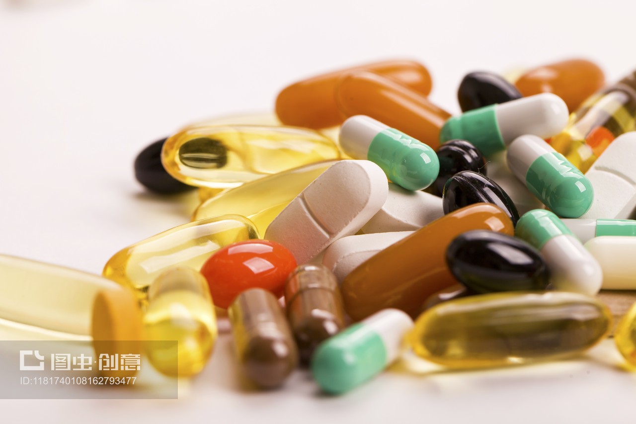 居家醫(yī)療健康管理 藥片藥丸的特寫與日用藥品代理銷售新趨勢